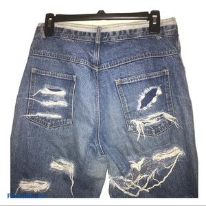 High waist‎ mom Jeans Vintage Destroyed Jeans Size 10